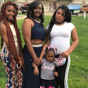 Meet your Posher, Christina